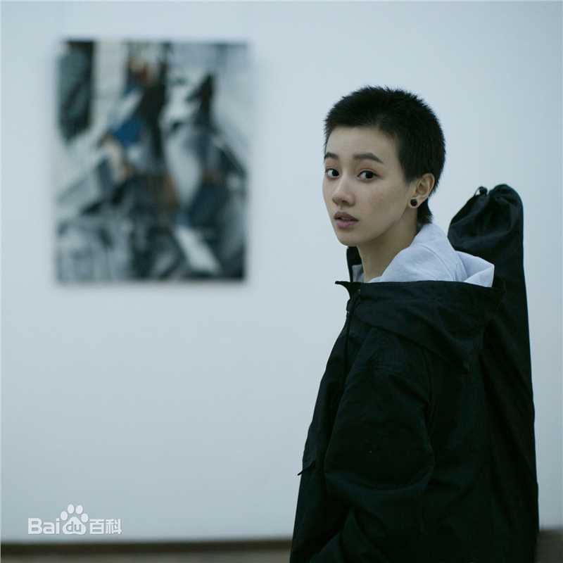 王鹤润(Rain)复古街拍前后照片