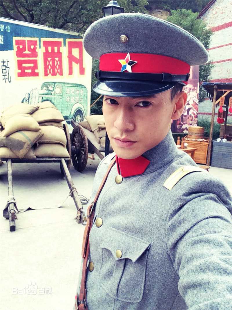 阮圣文影视作品性感图片图集