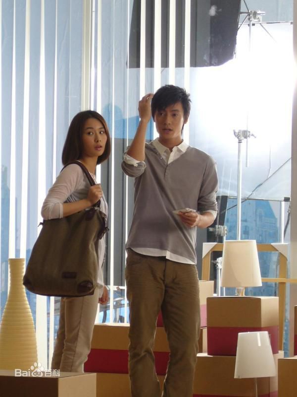 阮圣文广告拍摄前后照片