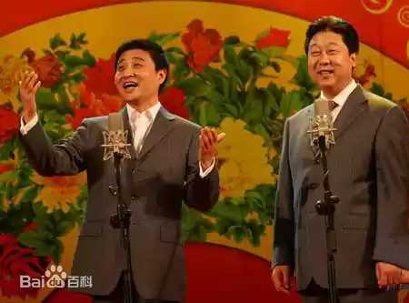 周炜演出照性感图片图集