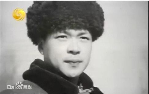 迟志强青年时代性感图片图集