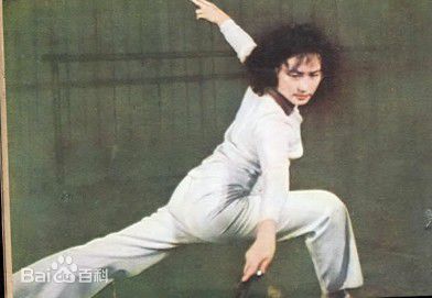 迟志强青年时代性感图片图集