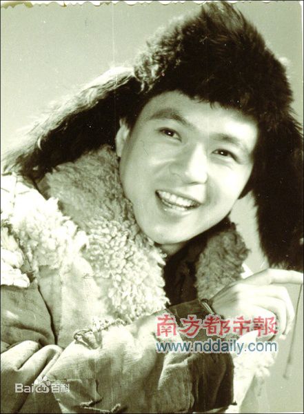 迟志强青年时代性感图片图集