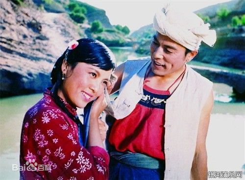 最新狄剑青性感图片