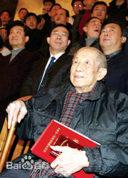 汤晓丹晚年影视界活动生活照相册