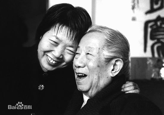 汤晓丹晚年影视界活动生活照相册