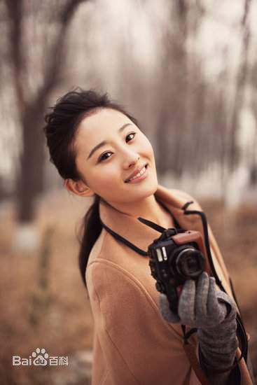 关雪盈最新壁纸