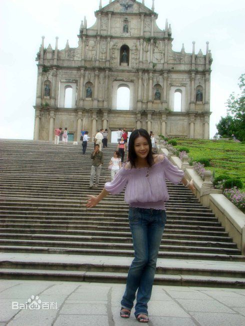 宋汶霏(vionn.song)生活照素颜照壁纸