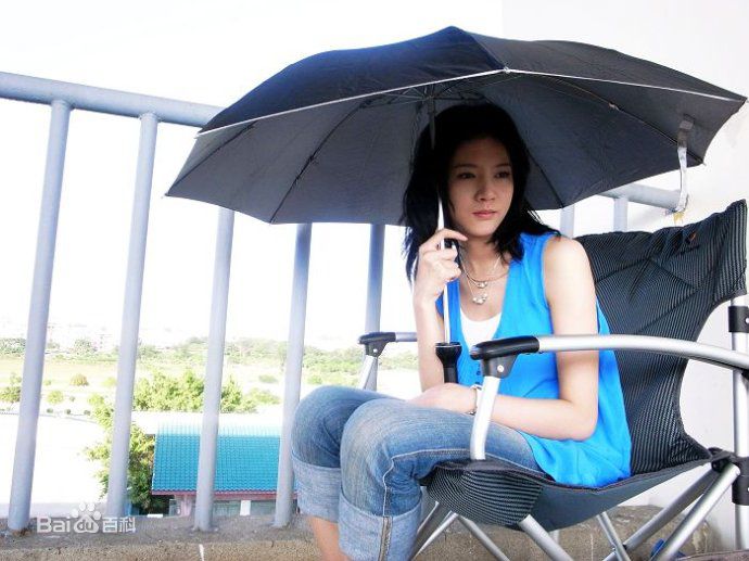 宋汶霏(vionn.song)生活照素颜照壁纸