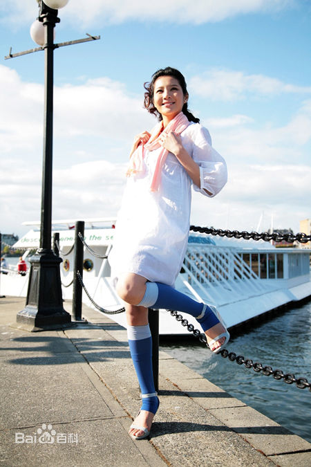 宋汶霏(vionn.song)生活照素颜照壁纸