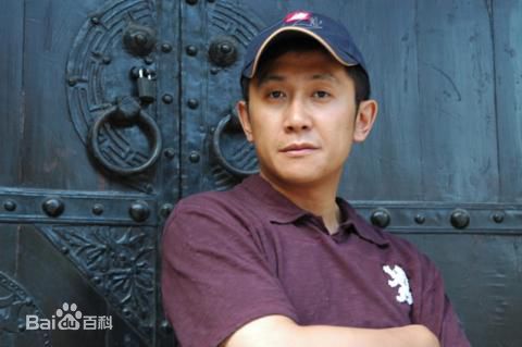 最新刘鉴性感图片