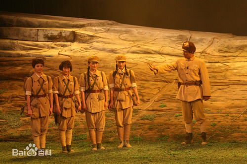 最优质刘鉴在话剧《我在天堂等你》饰欧战军中的