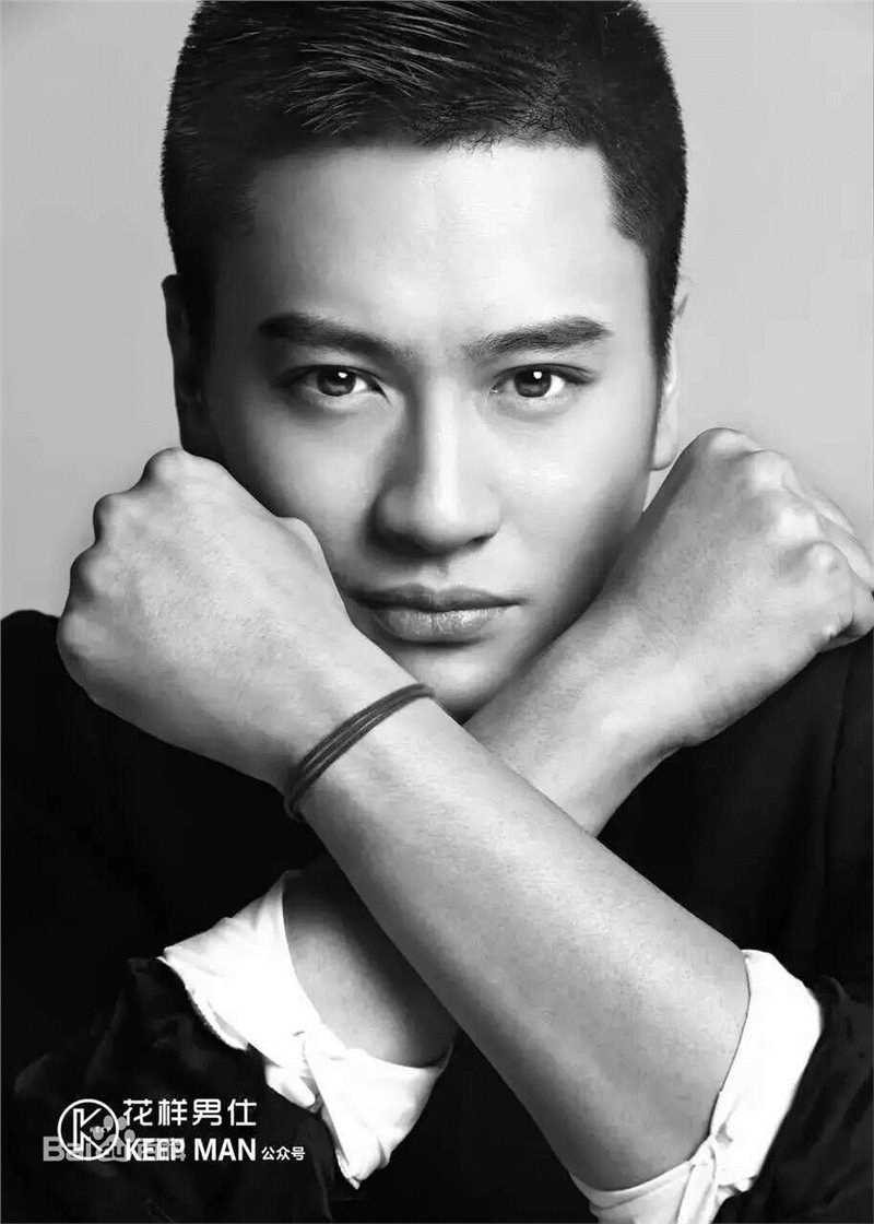 郭晓然最新杂志壁纸