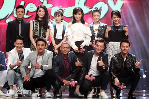 郭晓然出席活动前后照片