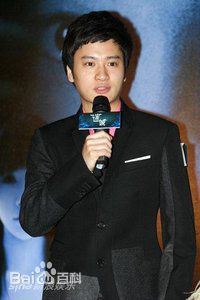 郭晓然出席活动前后照片