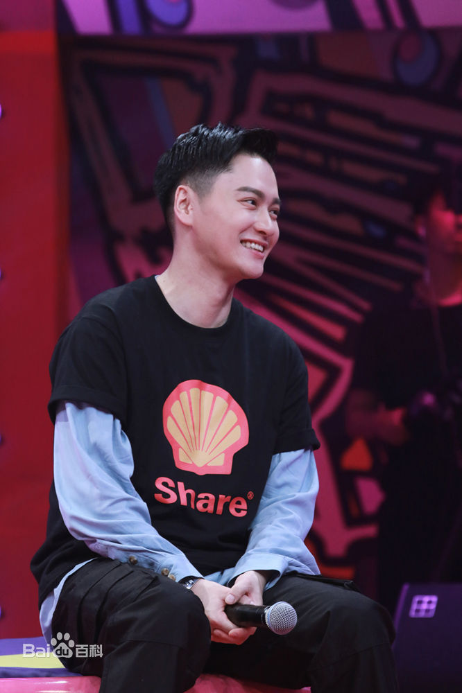 郭晓然综艺节目素颜照相册