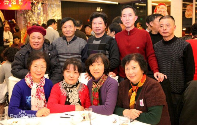 句兆杰的相册图册