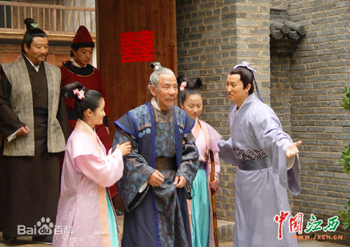 魏宗万近照前后照片