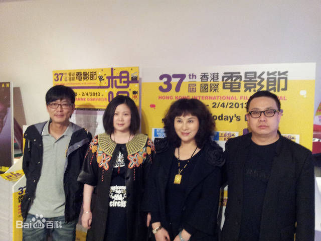 唐晓白(Emi Tang)导演素颜照壁纸