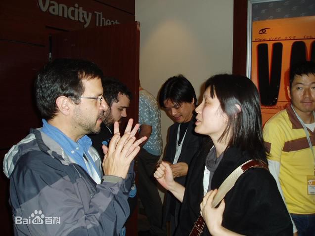 唐晓白(Emi Tang)导演素颜照壁纸