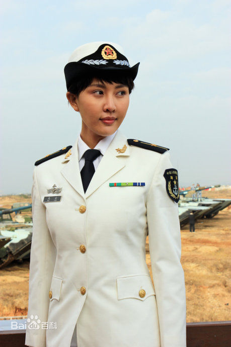 刘思言火蓝刀锋-乌云壁纸壁纸