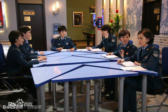 精选刘思言在《大学生士兵的故事》刘亚男中的图册