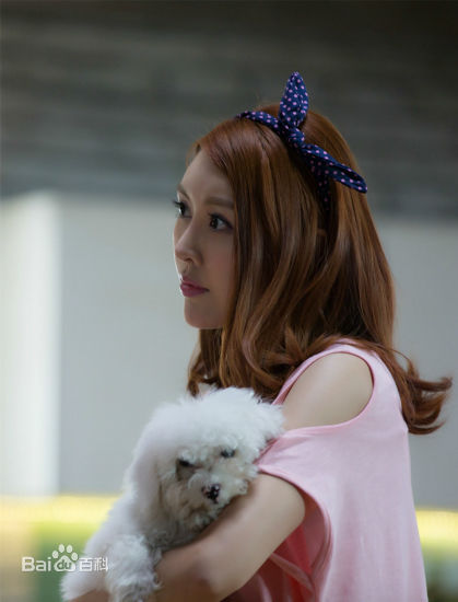 刘思言在《吾儿可教》饰：周茉中的