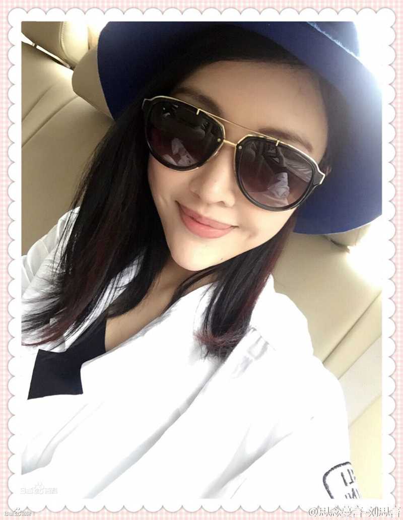 刘思言15年微博生活照图片图集