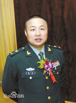 吴军(Wu Jun) 军装照性感图片图集