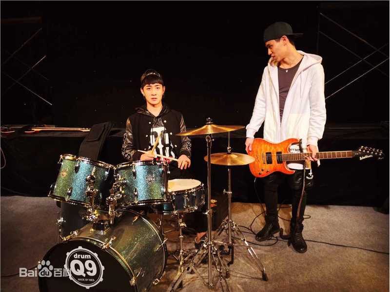 盛冠森生活及微博照片生活照