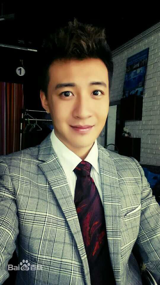 盛冠森生活及微博照片生活照