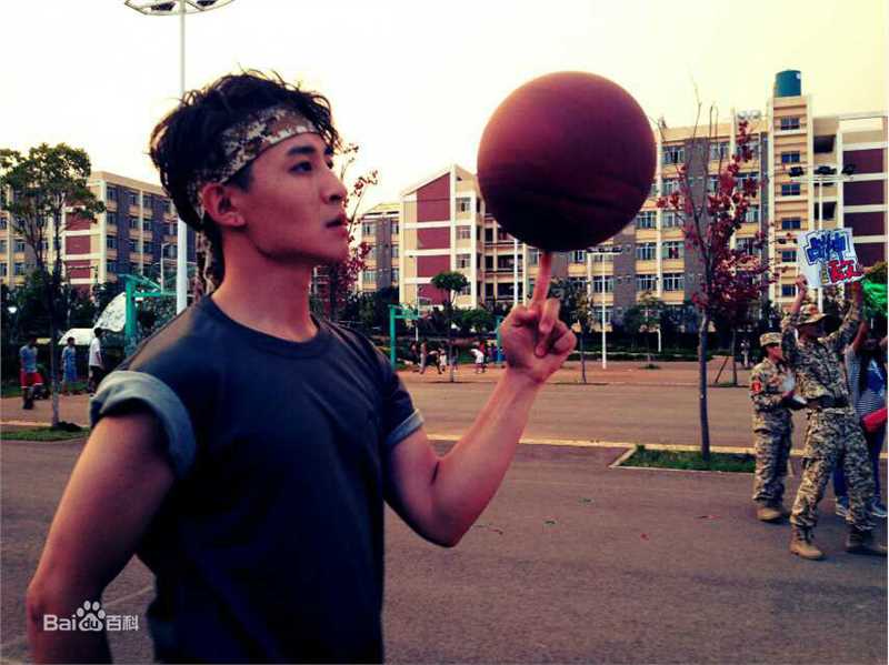 盛冠森最新剧照