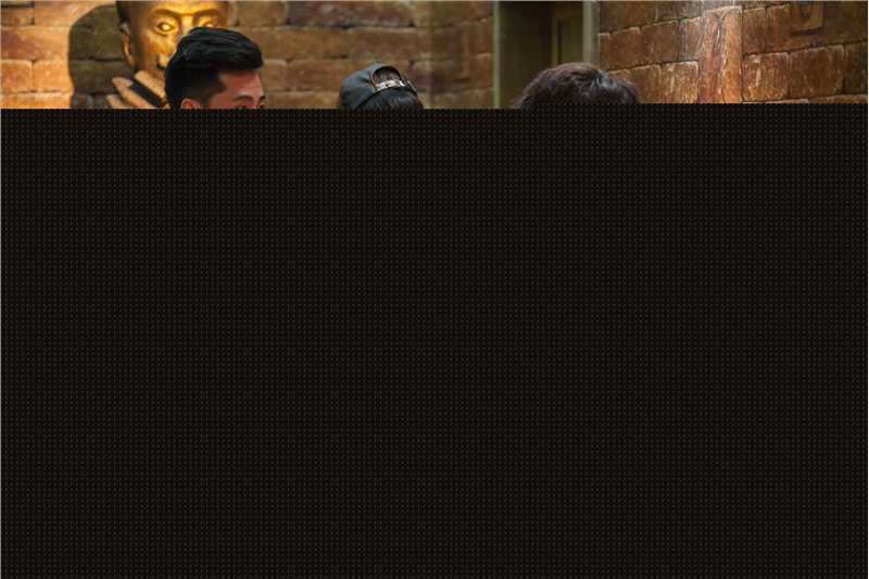 盛冠森综艺节目素颜照相册