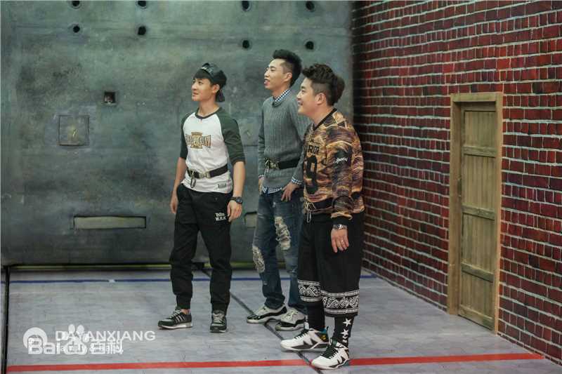 盛冠森综艺节目素颜照相册