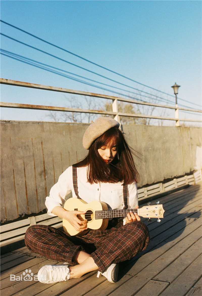 李依伊最全复古胶片壁纸