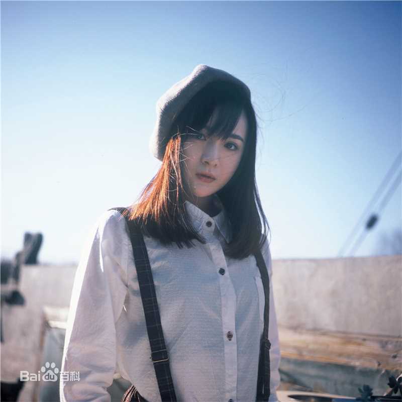 李依伊最全复古胶片壁纸