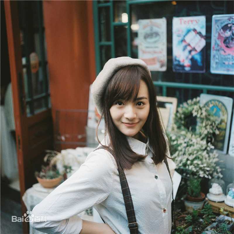 李依伊最全复古胶片壁纸