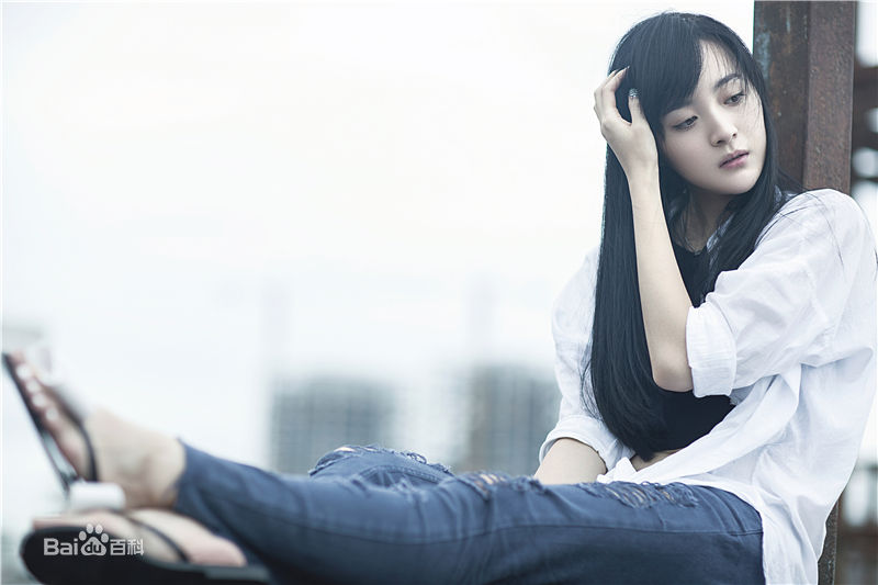 李依伊最全天台壁纸