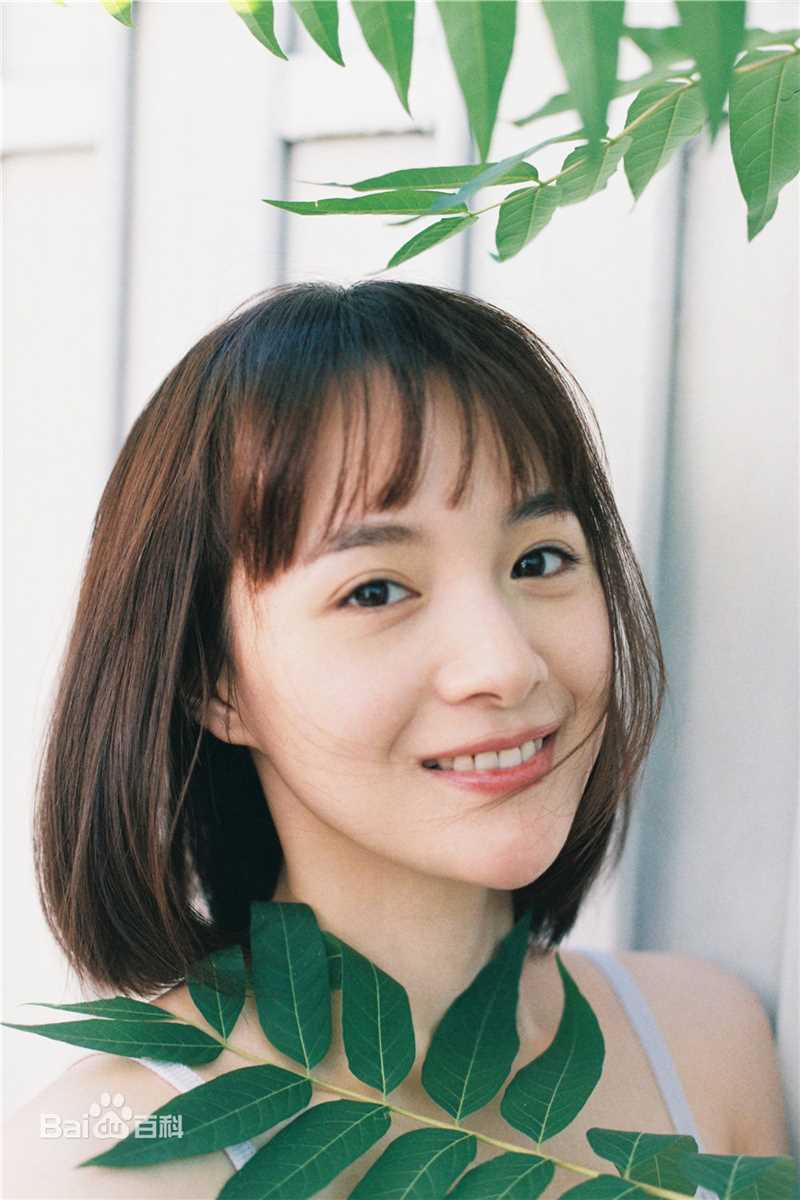 李依伊元气少女