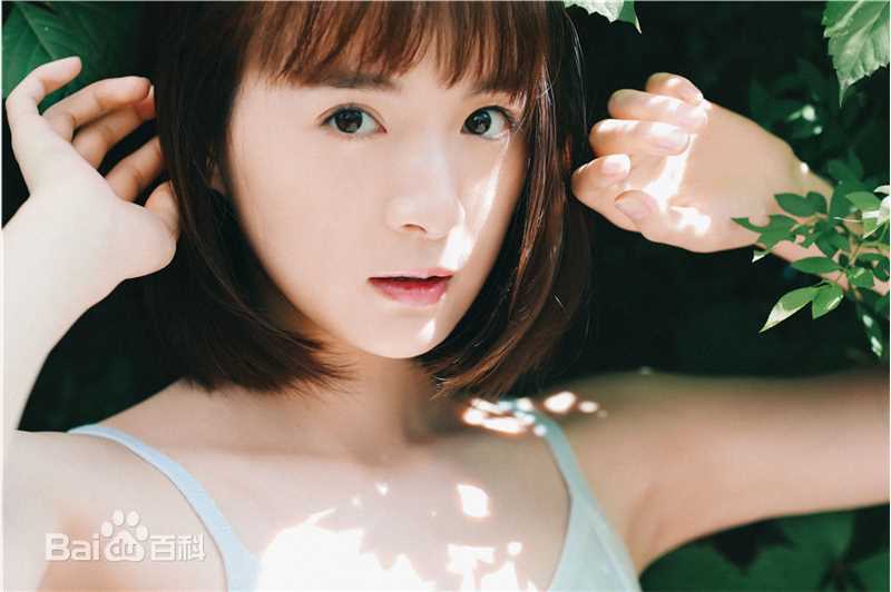 李依伊元气少女