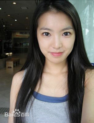 申珉熙(（Shin Min Hee）)早年照片前后照片