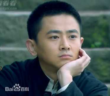 精选李京泽在《母亲母亲》侯云旭中的图册