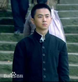 精选李京泽在《母亲母亲》侯云旭中的图册