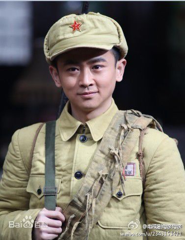 精选李京泽在《母亲母亲》侯云旭中的图册