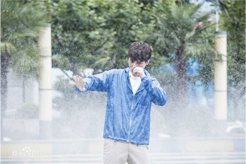 方逸伦(Alen)美味奇缘素颜照壁纸