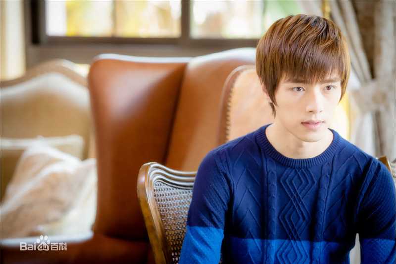 方逸伦(Alen)不一样的美男子前后照片