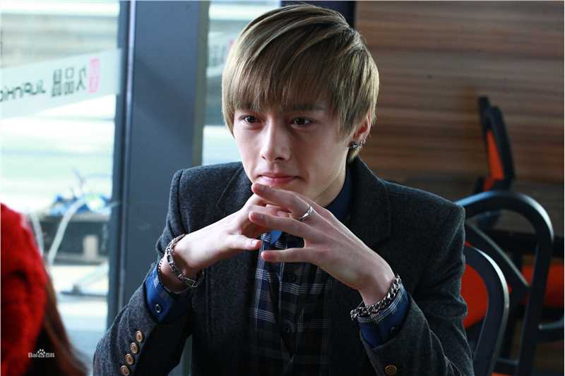 方逸伦(Alen)青春万万岁图册