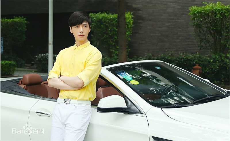 方逸伦(Alen)我与世界只差一个你生活照相册