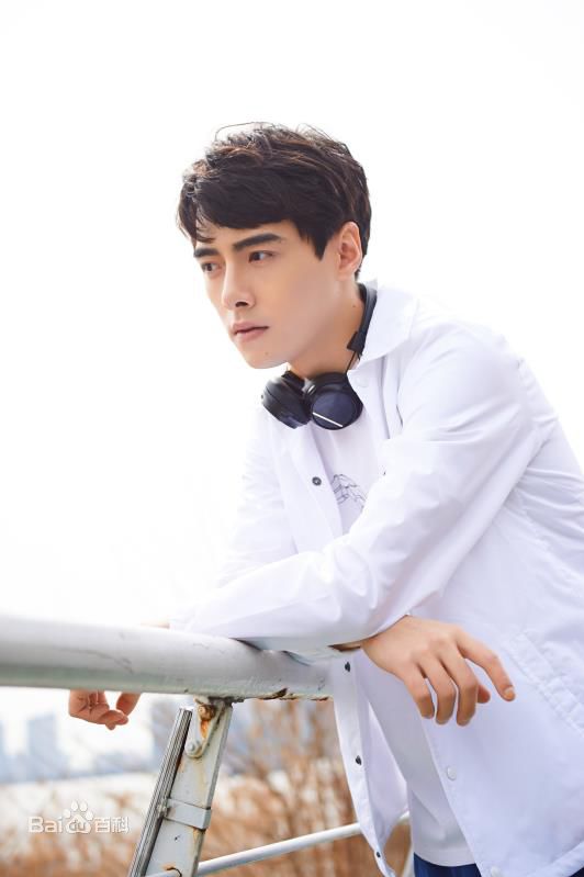 方逸伦(Alen)Easy  2017年3月素颜照相册