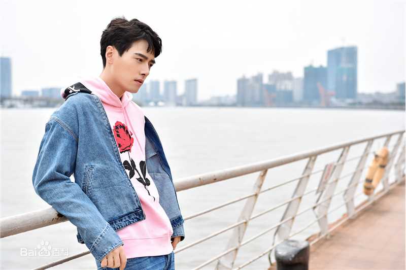 方逸伦(Alen)Easy  2017年3月素颜照相册